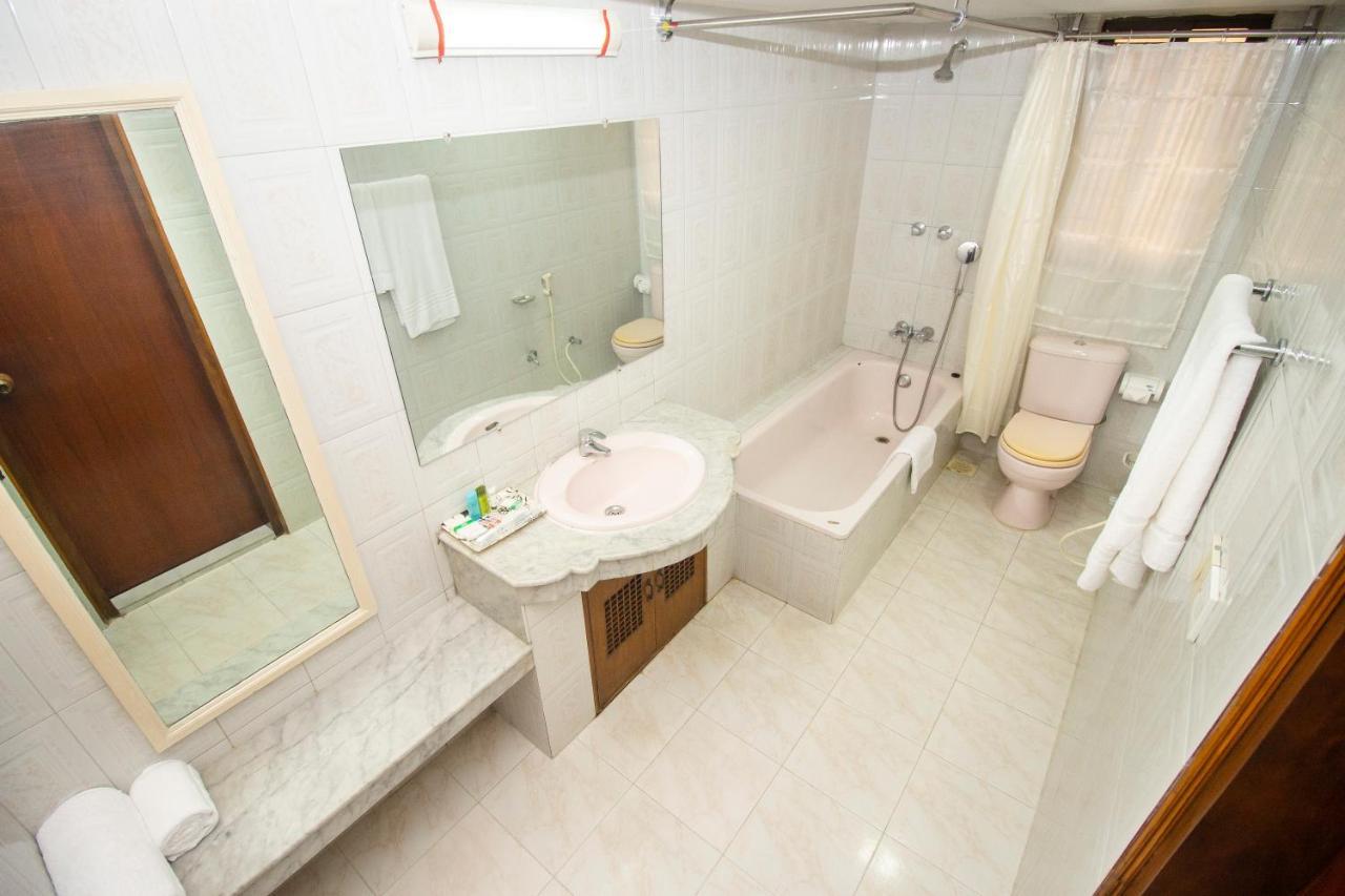 Hotel Suite Palace داكا المظهر الخارجي الصورة