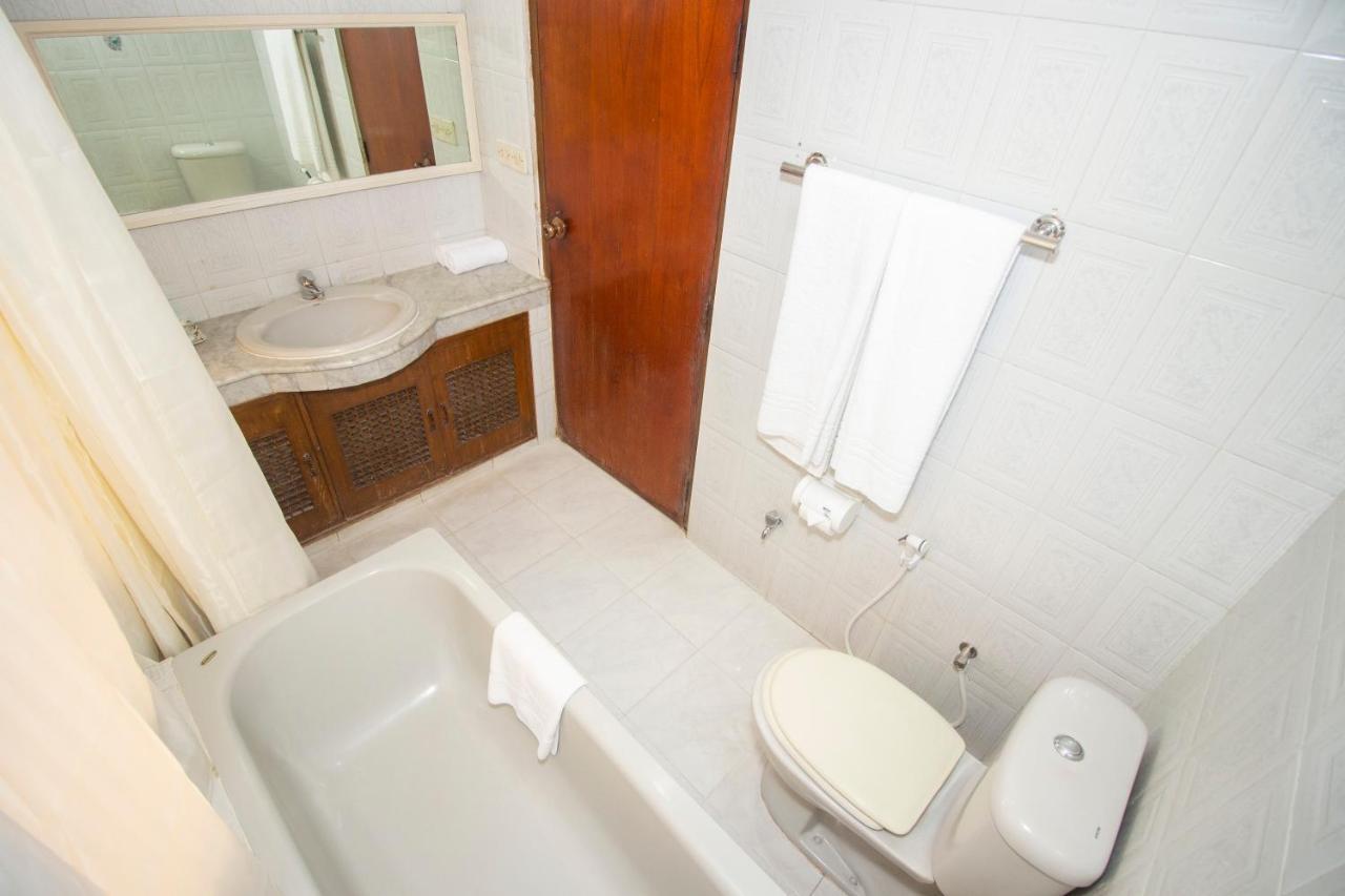 Hotel Suite Palace داكا المظهر الخارجي الصورة